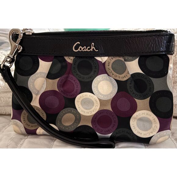 Coach Handbags - Coach Signature Abstract Snap Head Wristlet